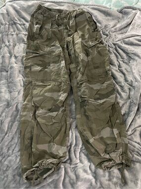TNA Camouflage Cargo Pants - Olive Green
